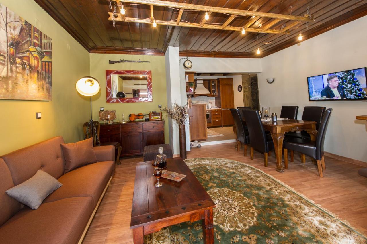 Petra Thea Villa Karítaina Exteriér fotografie