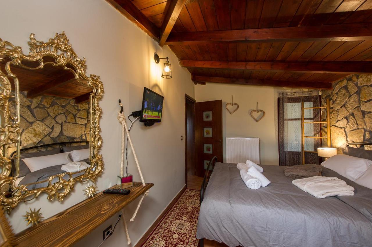 Petra Thea Villa Karítaina Exteriér fotografie